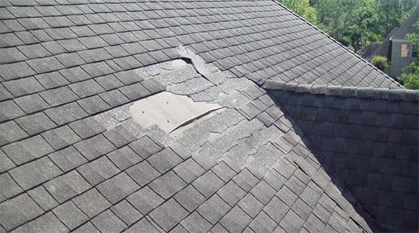 How An Extreme Storm Can Damage Parts Of The Roof
